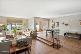 Photo #5: 6505627 Listing