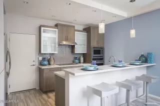 Photo #3: 6505639 Listing