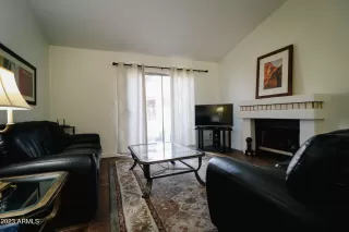 Photo #4: 6505710 Listing