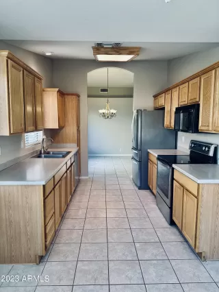 Photo #2: 6505760 Listing 