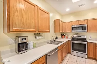 Photo #5: 6505953 Listing 