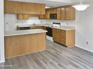 Photo #3: 6506082 Listing