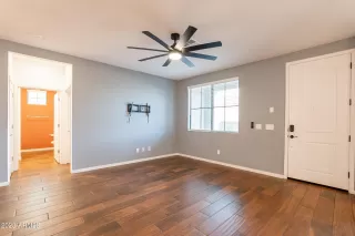 Photo #4: 6506088 Listing