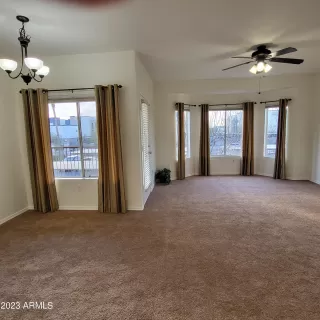 Photo #4: 6506258 Listing