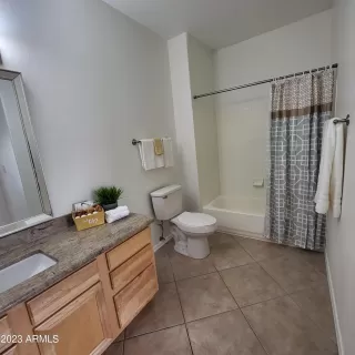 Photo #5: 6506258 Listing