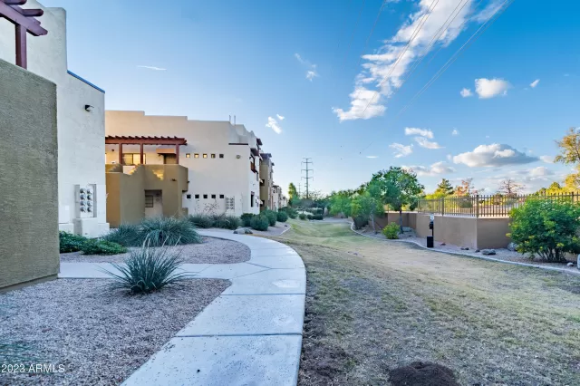 MLS: 6506384 Condo For Sale