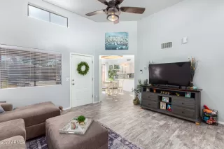 Photo #3: 6506501 Listing