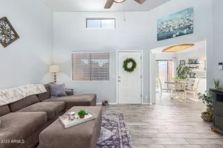 Photo #4: 6506501 Listing