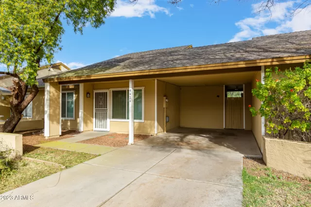 MLS: 6506502 Condo For Sale