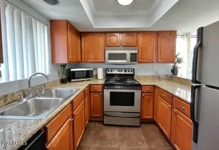 Photo #5: 6506516 Listing