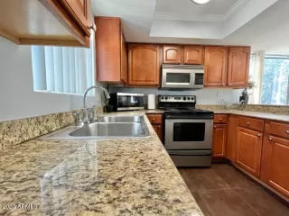 Photo #6: 6506516 Listing