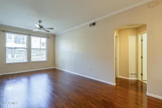 Photo #5: 6506567 Listing