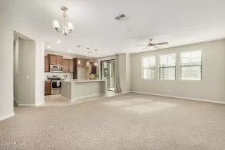 Photo #2: 6506770 Listing