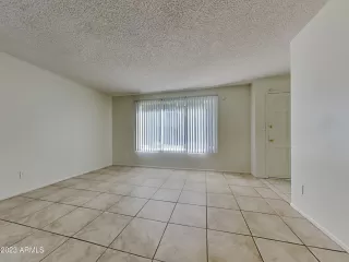 Photo #3: 6506938 Listing