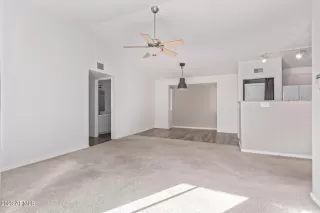 Photo #6: 6507238 Listing