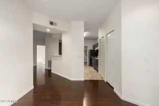 Photo #2: 6507258 Listing