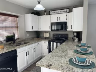 Photo #6: 6507495 Listing