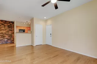 Photo #6: 6507626 Listing 