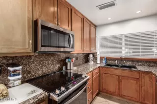 Photo #4: 6507663 Listing 