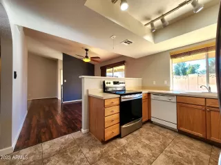 Photo #4: 6508038 Listing