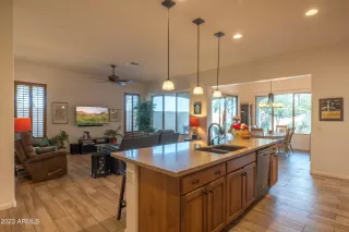 Photo #4: 6508045 Listing 