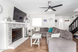 Photo #4: 6508147 Listing