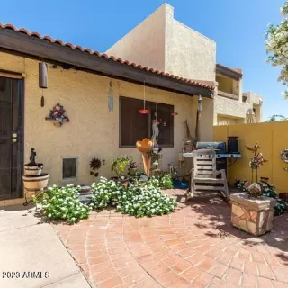 Photo #2: 6508341 Listing