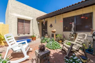 Photo #3: 6508341 Listing