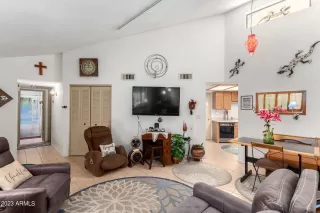 Photo #6: 6508341 Listing