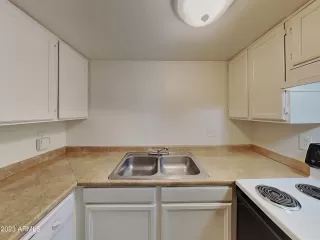 Photo #2: 6508701 Listing 