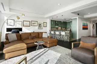 Photo #6: 6508710 Listing