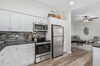 Photo #3: 6508770 Listing