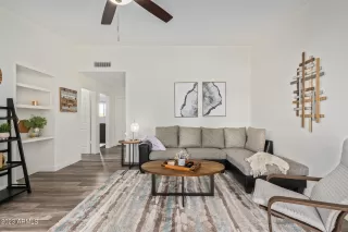 Photo #5: 6508770 Listing