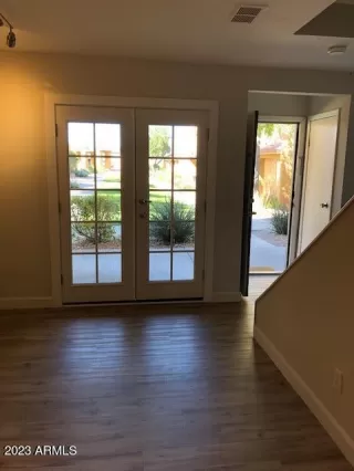 Photo #1: 6508969 Listing