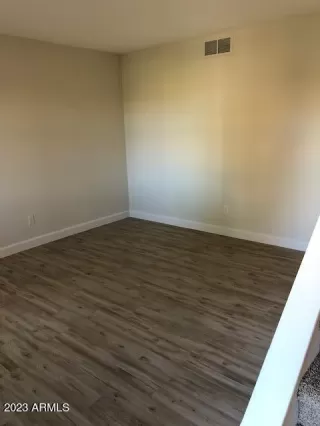 Photo #2: 6508969 Listing