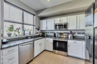 Photo #2: 6509089 Listing