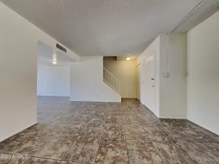 Photo #2: 6509390 Listing 