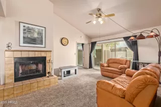 Photo #2: 6509465 Listing