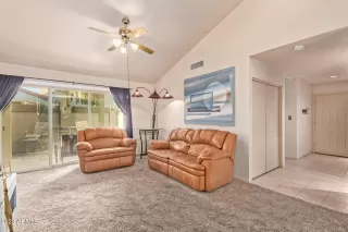 Photo #5: 6509465 Listing