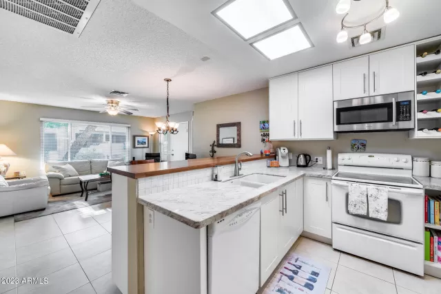 MLS: 6509577 Condo For Sale