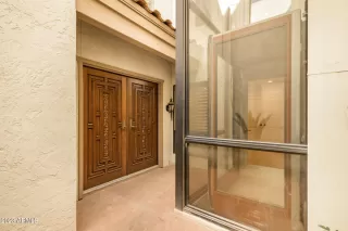 Photo #2: 6509585 Listing