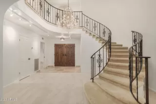 Photo #3: 6509585 Listing