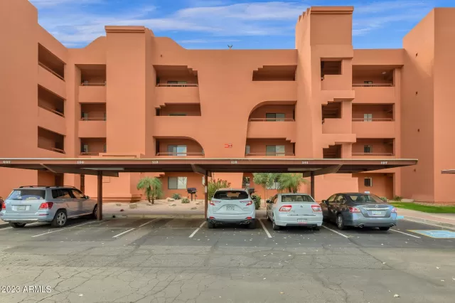 MLS: 6509639 Condo For Sale