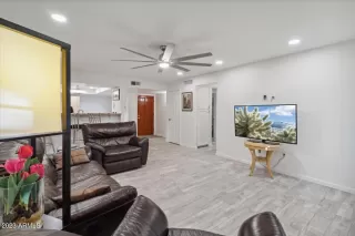 Photo #2: 6509640 Listing