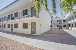 Photo #2: 6509787 Listing