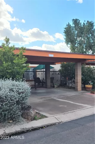 Photo #5: 6509865 Listing