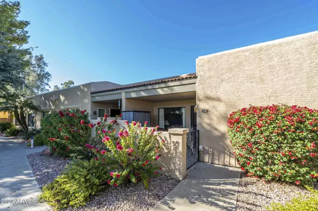 MLS: 6509901 Condo For Sale