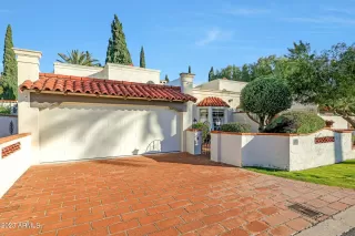 Photo #2: 6510278 Listing