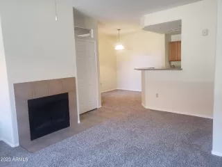 Photo #5: 6510282 Listing