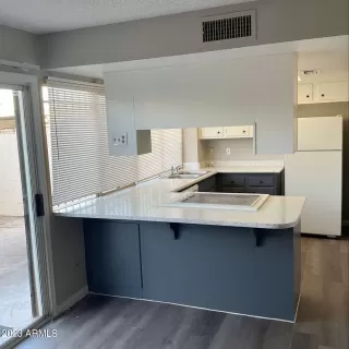 Photo #2: 6510292 Listing